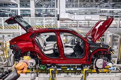 How electric cars are built in 2025